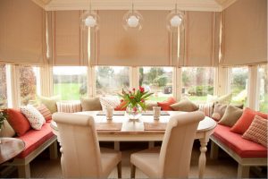 Decorar con cojines un porche