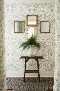 Papel pintado de flores en grises