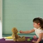 Cortian plisada habitación infantil