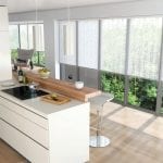 Estores enrollables tipo visillo en muro cortina de cocina