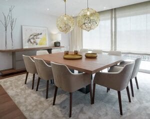 Decorar el comedor con alfombras lisas