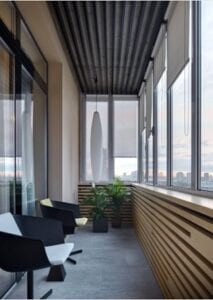 Terraza acristalada con estores