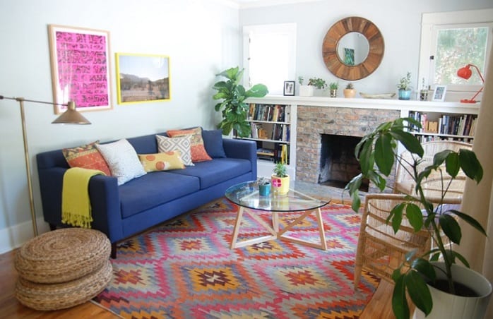 Kilim en salón multicolor